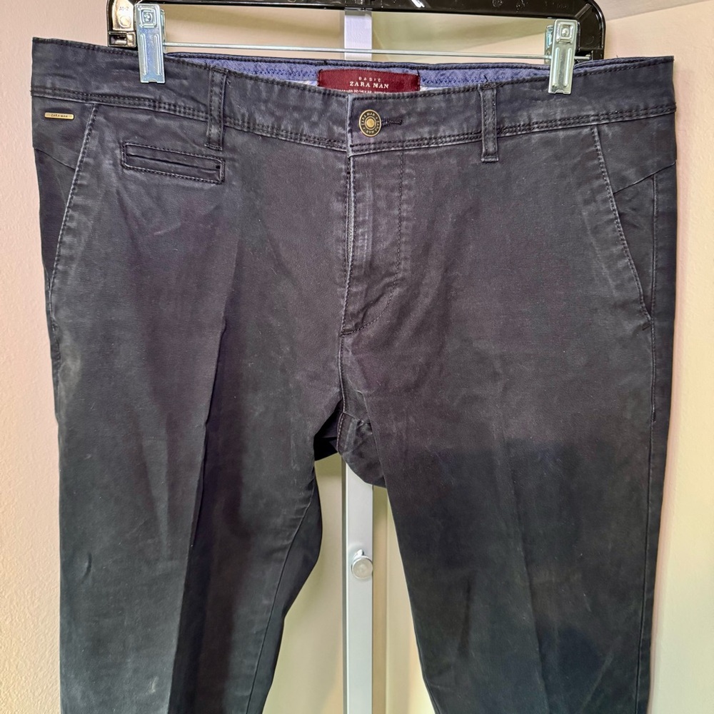 Zara Basic Men'sBlack Chinos size 34